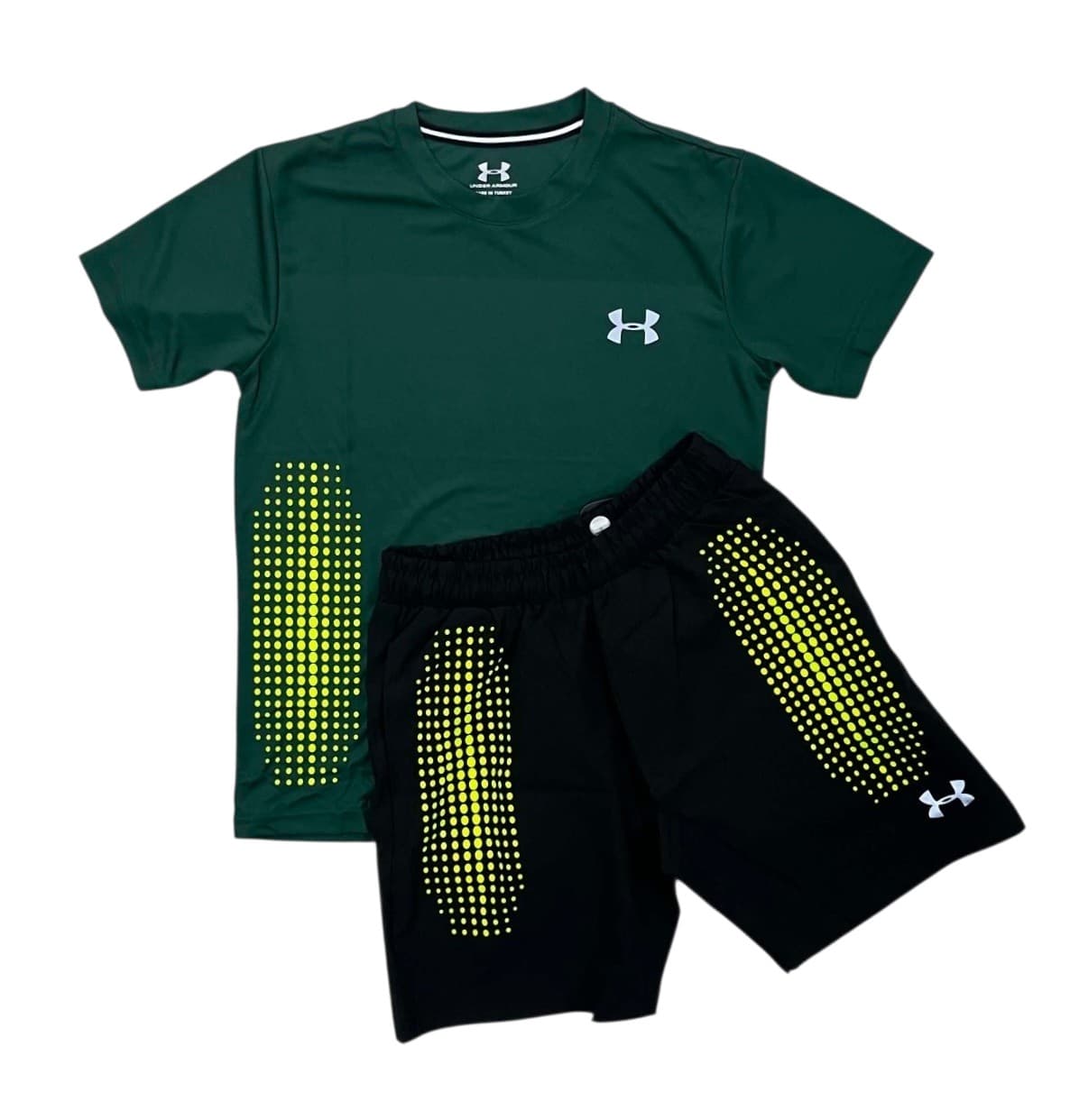under armour ensemble
