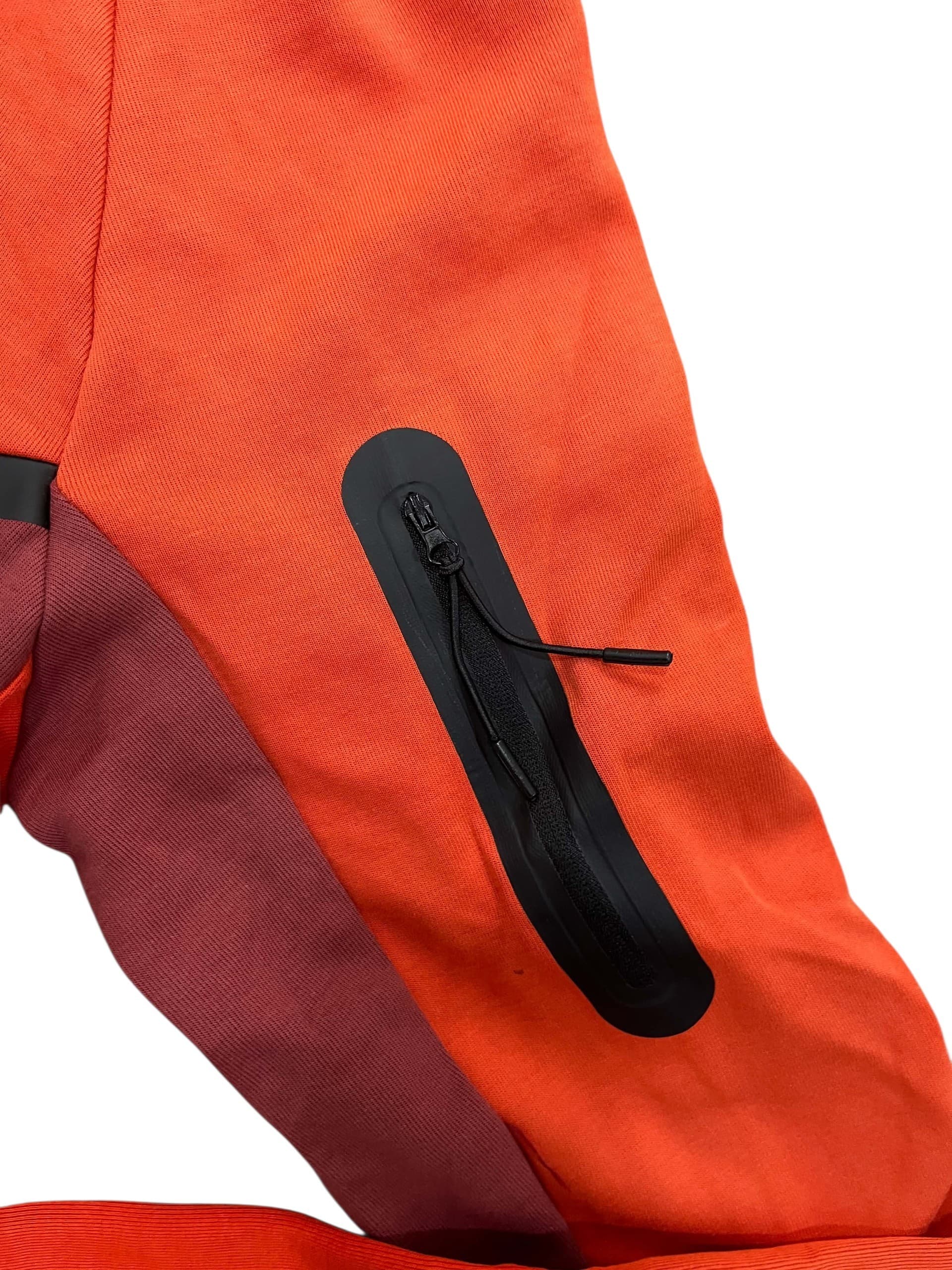 Ensemble NIke  NK TECH SMPL26 BM S ROUGE