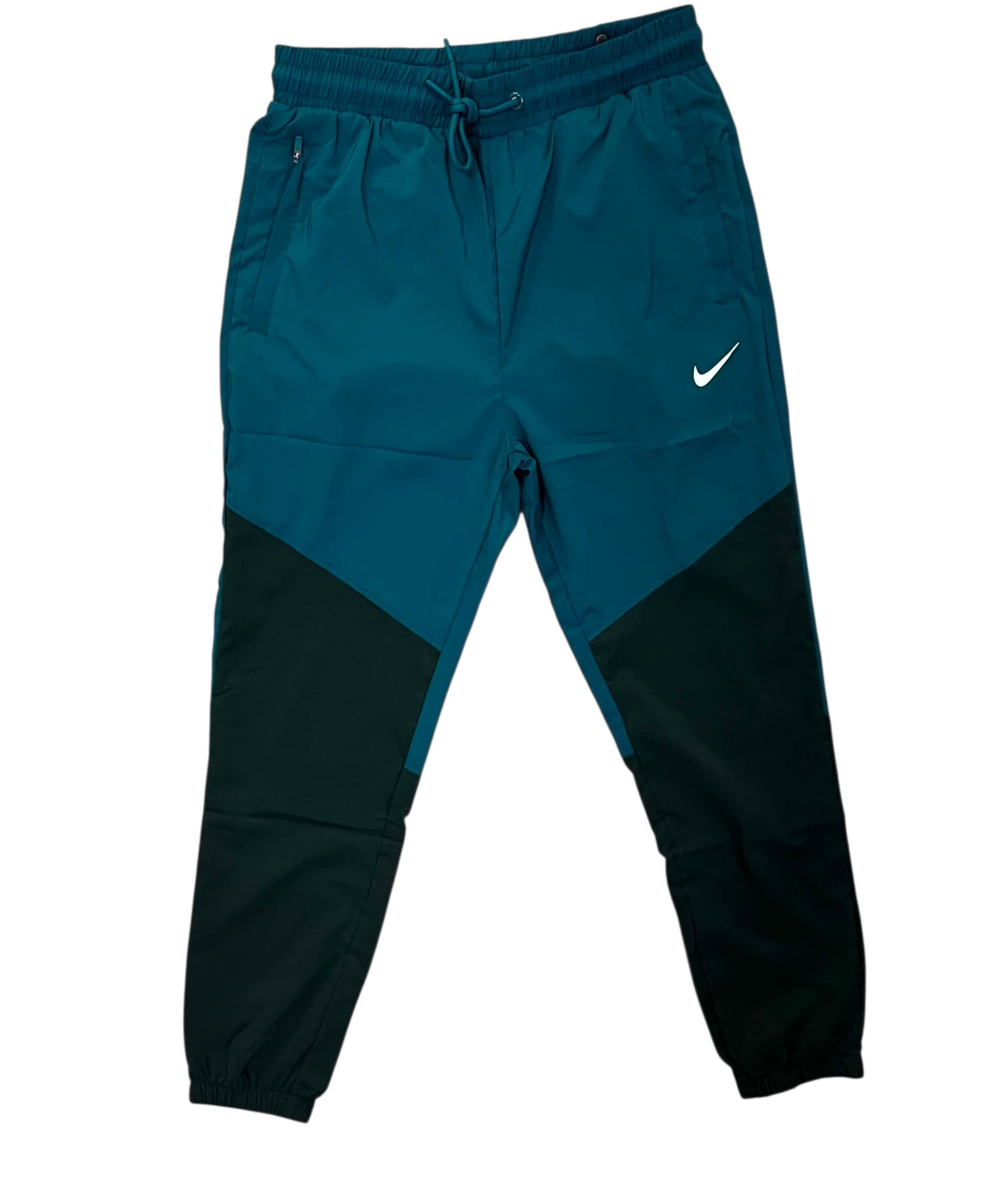 Ensemble NIke  NOCTA CHIN26 BM XL VERT