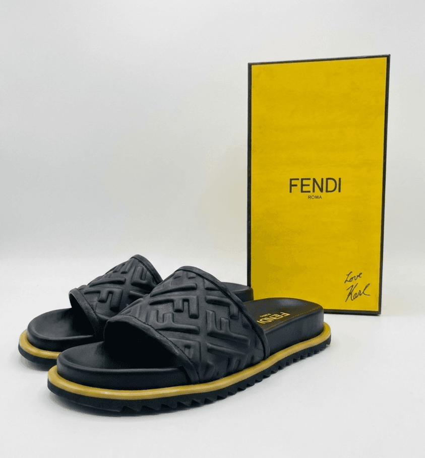 FENDI Claquette 3