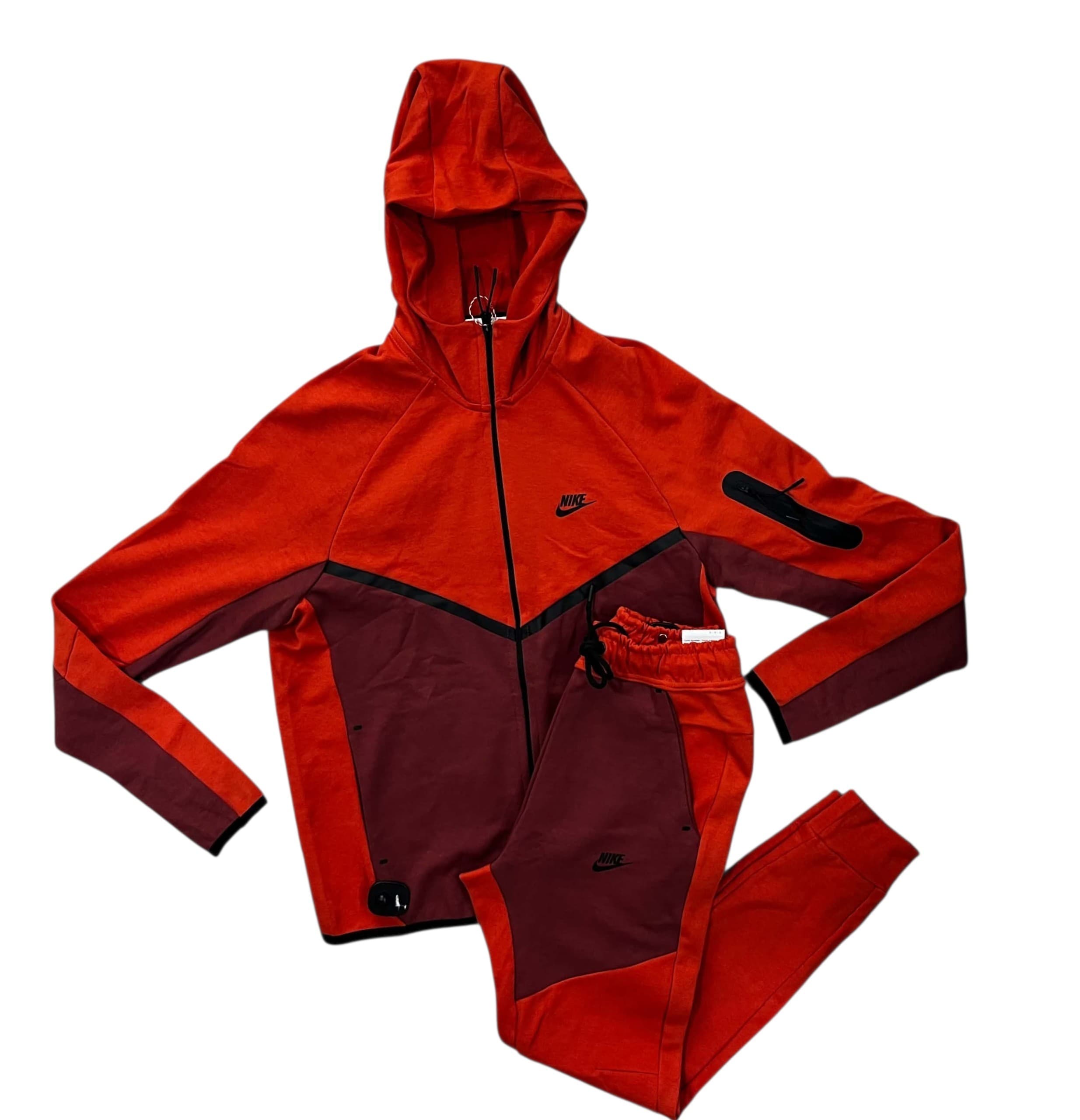Ensemble NIke  NK TECH SMPL26 BM S ROUGE